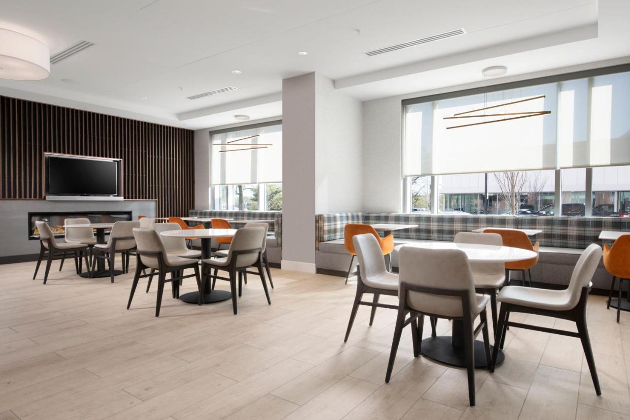 Residence Inn By Marriott St Louis Клейтън Екстериор снимка