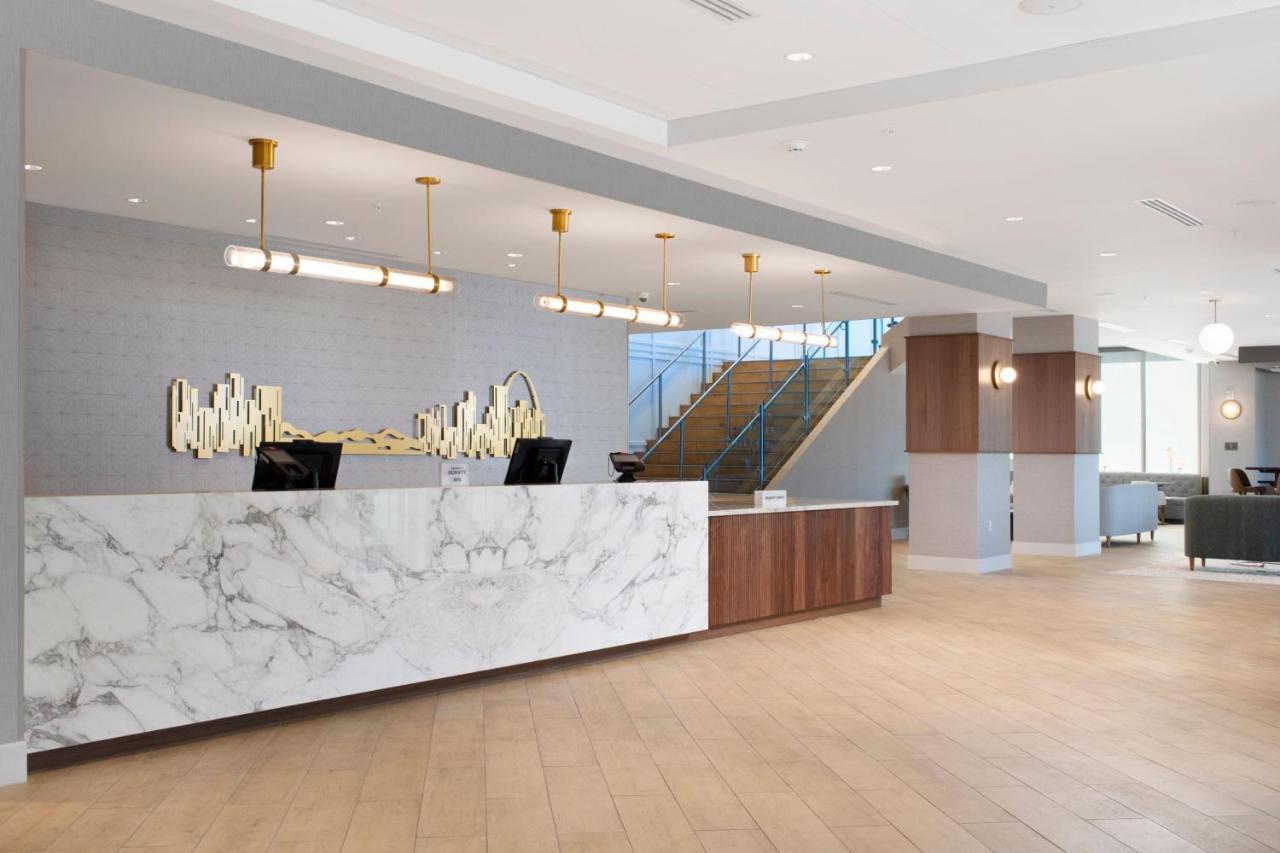 Residence Inn By Marriott St Louis Клейтън Екстериор снимка