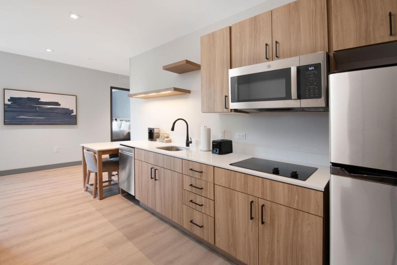 Residence Inn By Marriott St Louis Клейтън Екстериор снимка